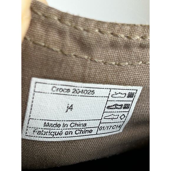 Crocs Santa Cruz II Youth Boy's Size j4 Shoes Khaki Canvas Slip On Kids Loafer - Picture 9 of 9